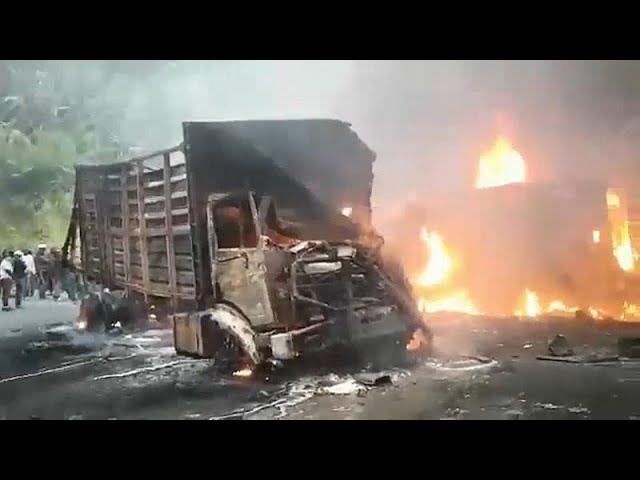 Cameroun: plus de 53 morts brûlés dans l’accident d’un bus (vidéo)