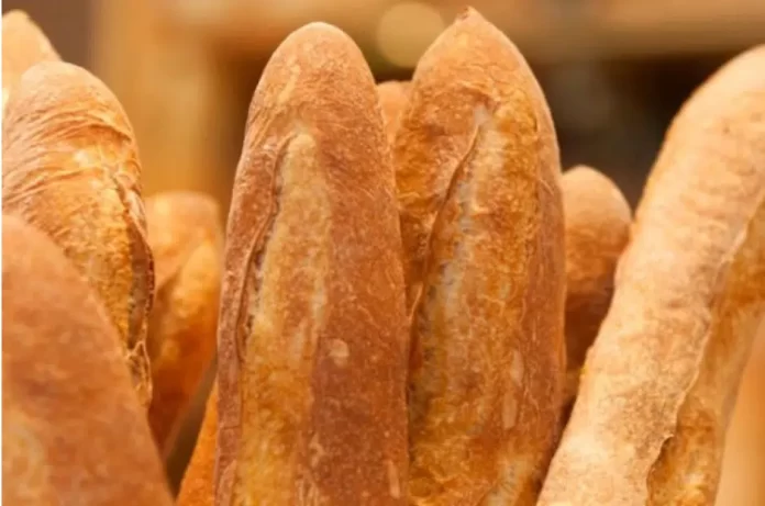 Boulangers et CNC en synergie : Vers une hausse du prix de la baguette de pain